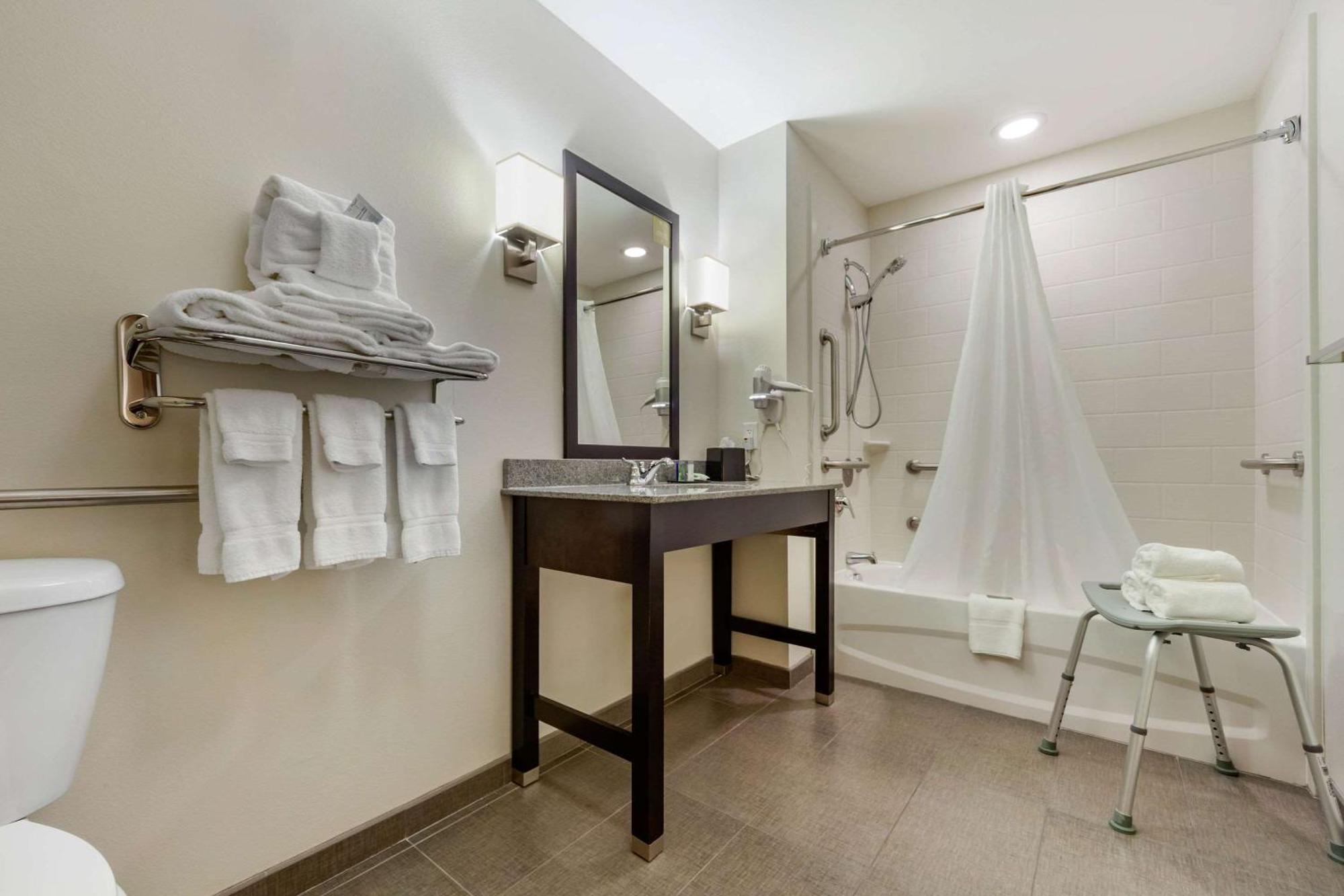 Sleep Inn & Suites Fargo Medical Center Esterno foto